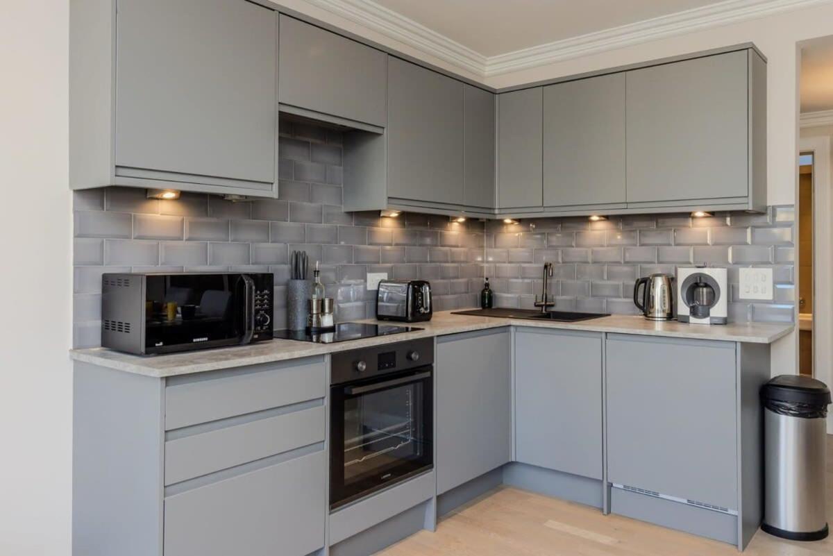 Dragon Suites - Edinburgh City Centre 2 Bed Apartment Ngoại thất bức ảnh